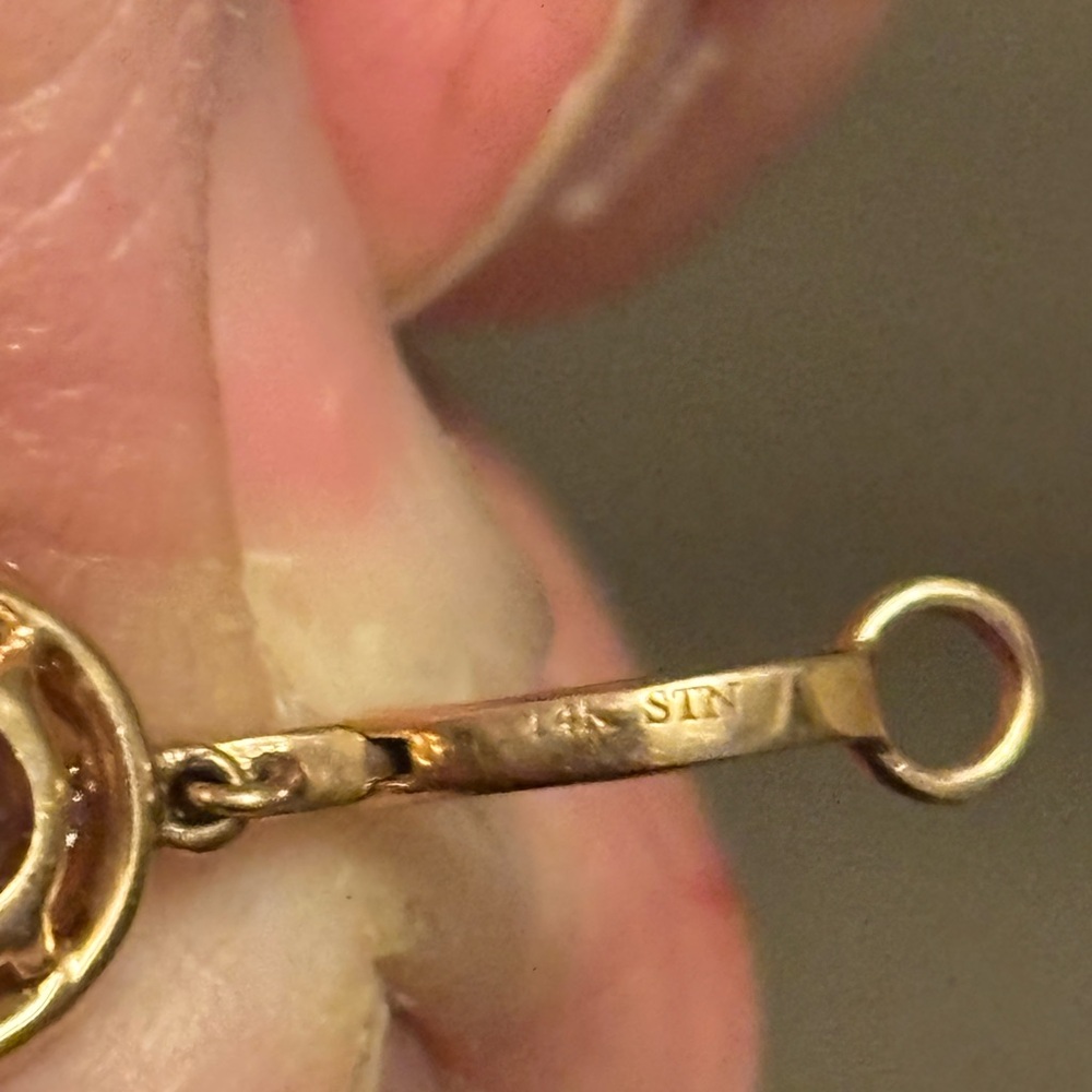 Rose gold, diamonds surrounding, and morganite earrings, 14k - Picture 5 of 5